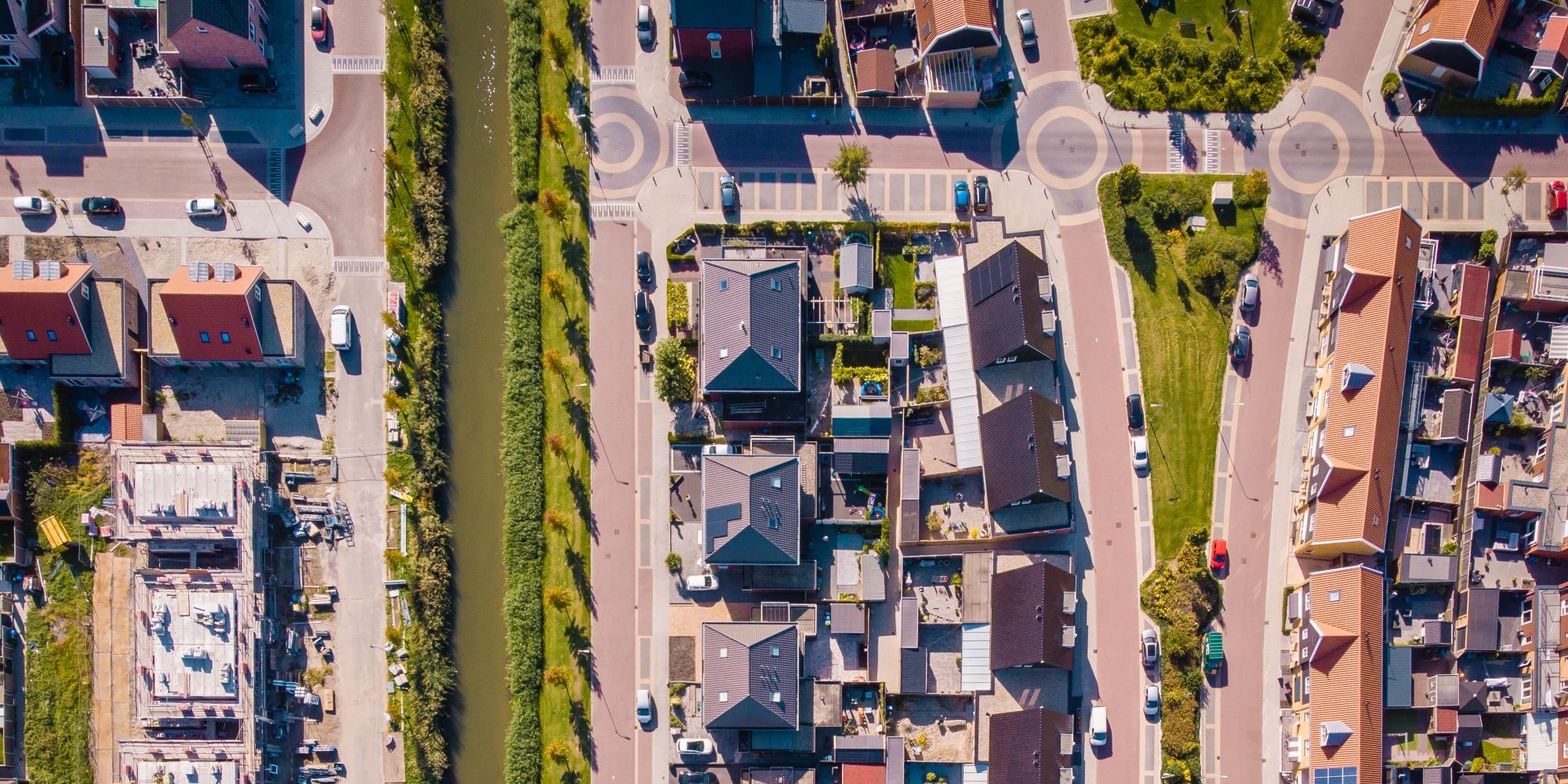Luchtfoto van een Nederlandse wijk